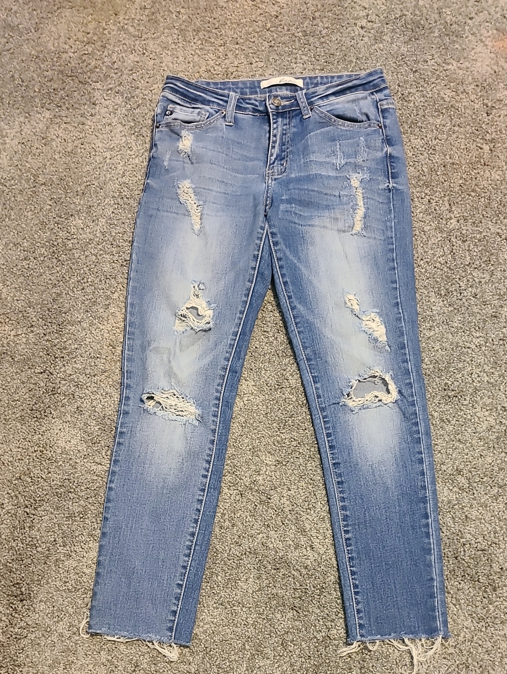 KanCan Light Wash Distressed Skinny Jeans